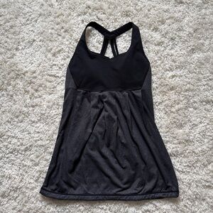 Lululemon Women’s Power Technique Tank. Black & Grey. Size 6 GREAT condition.